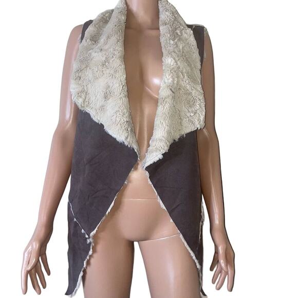 OnTheLand furry vest faux suede sleeveless sherpa comfort SZ M fuzzy comfort - Picture 2 of 12